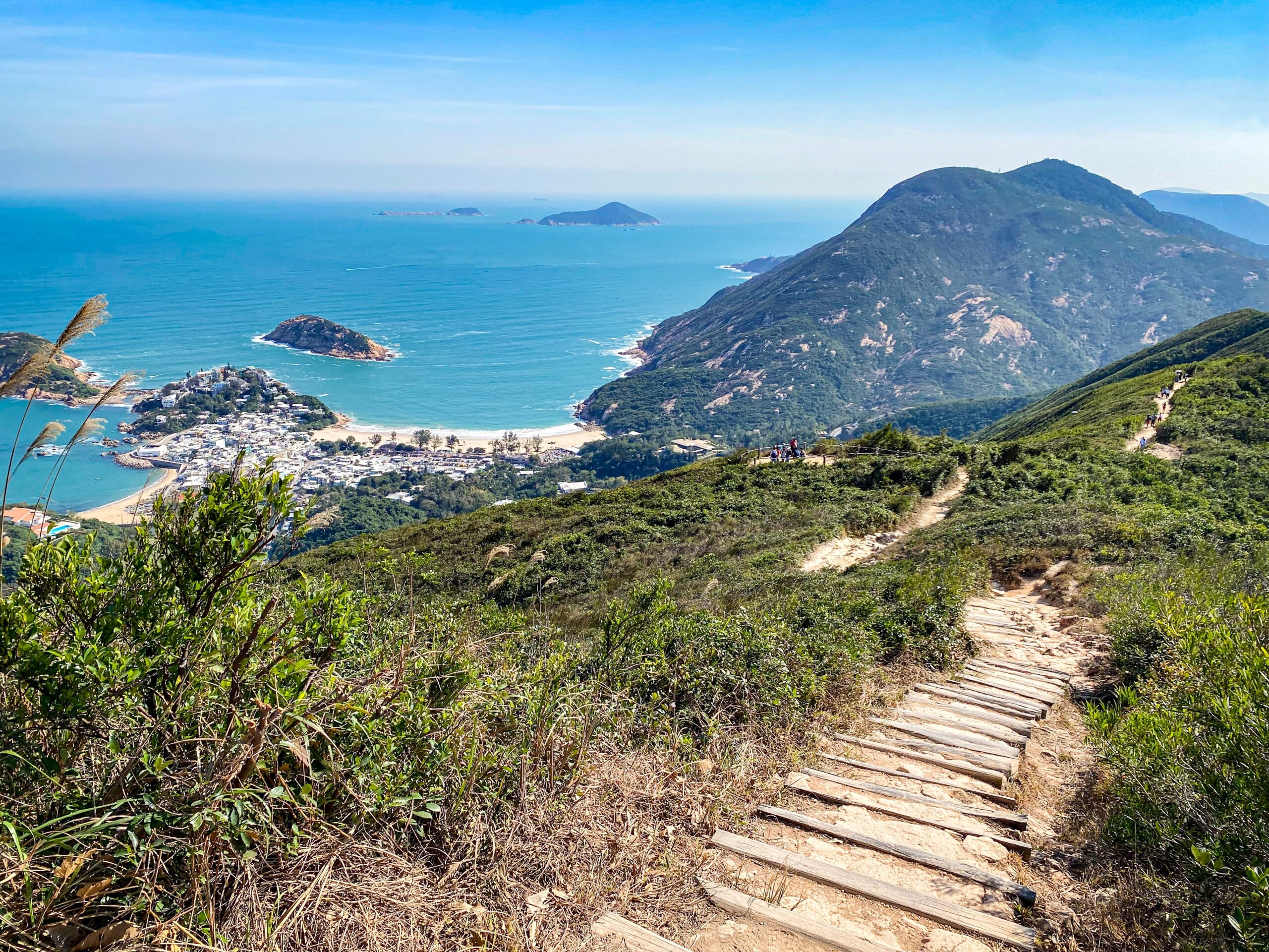 Hiking in Hong Kong - Dragons Back