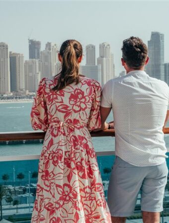 Couple in Dubai
