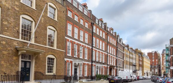 Row,Of,Historic,Town,Houses,Along,A,Street,In,A